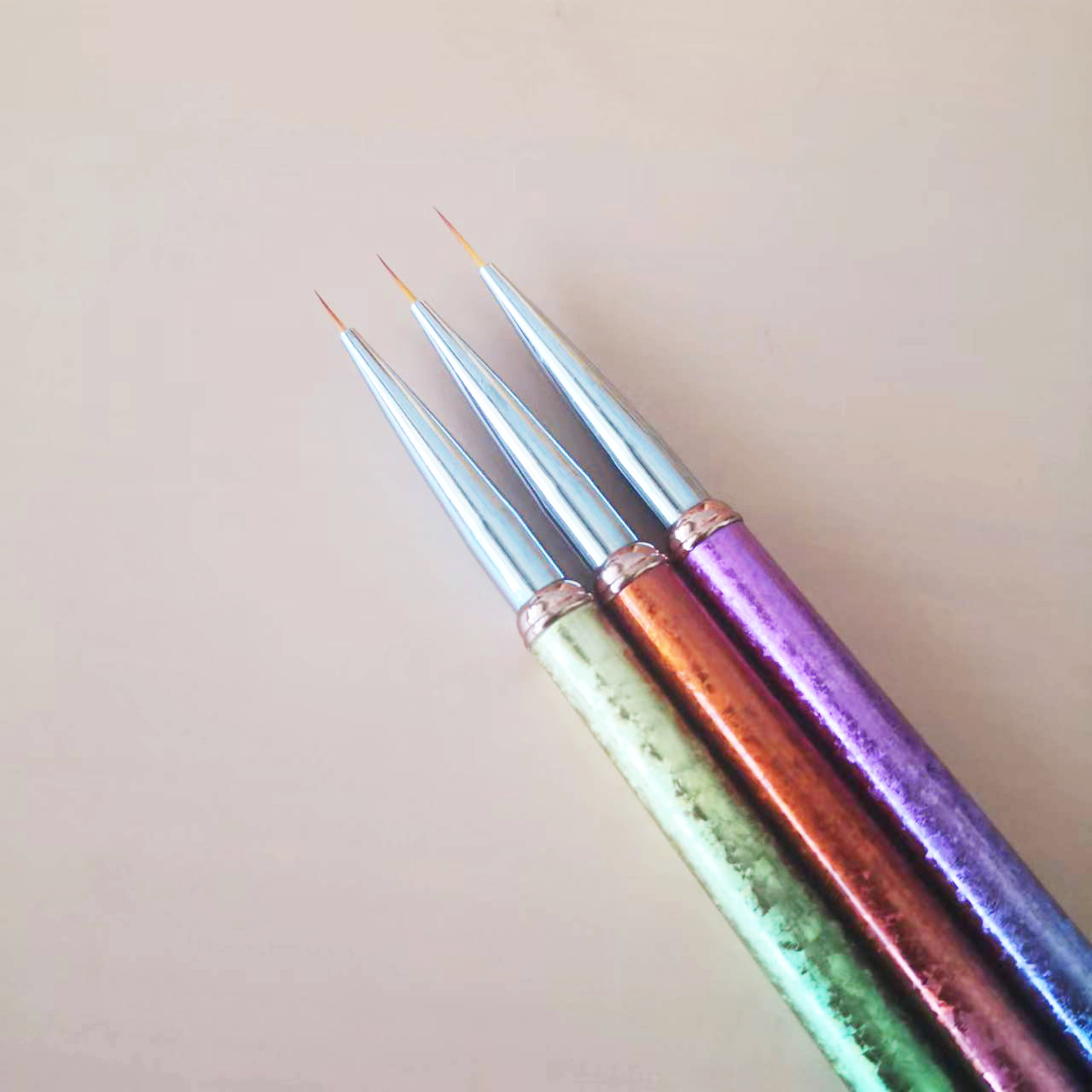 Wasseraktivierter Eyeliner-Pin – Detailing Brush Set Bewertung und Preis